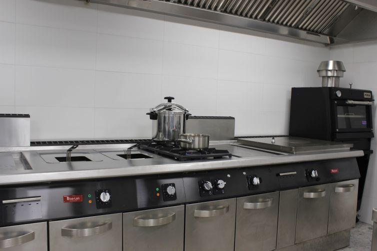 2 - Hotel Hiru Uhinak