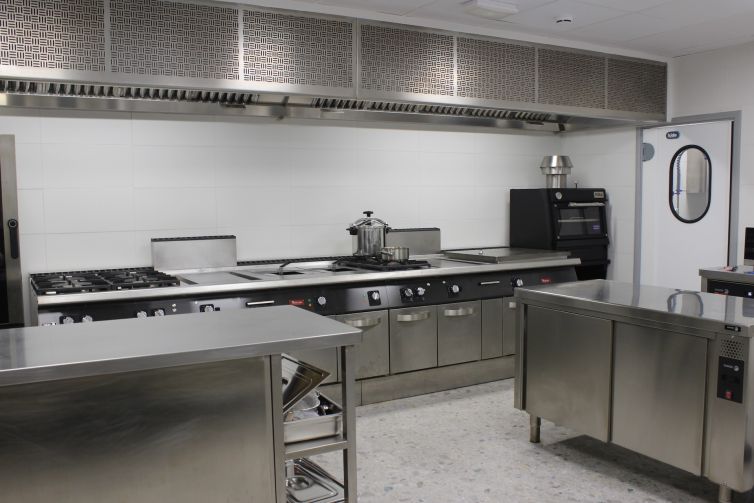 3 - Hotel Hiru Uhinak